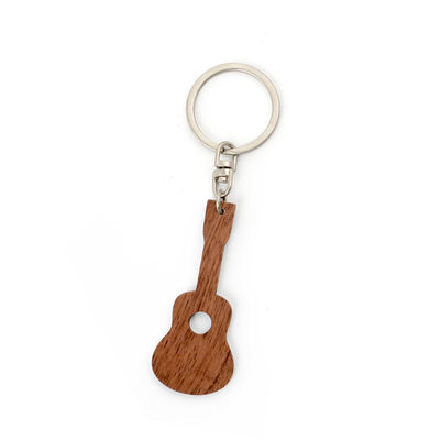 型様式のクルミの木製のギターKeychainは-耐久および流行刻んだ
