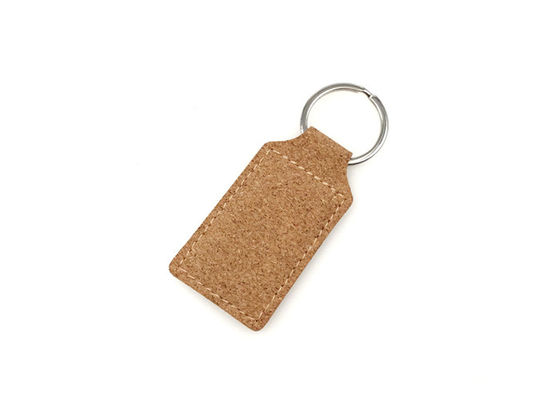 コルクは革Keychainを刻んだ