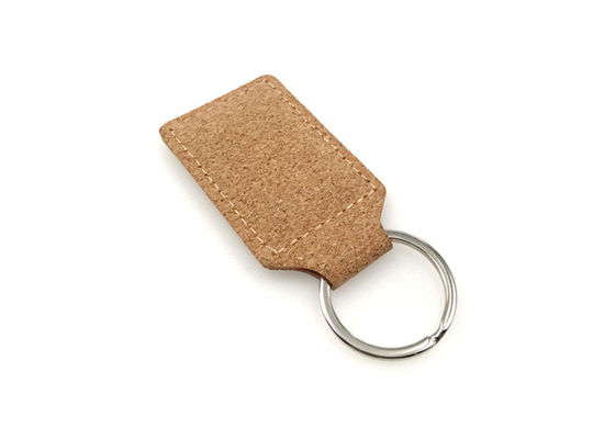 コルクは革Keychainを刻んだ