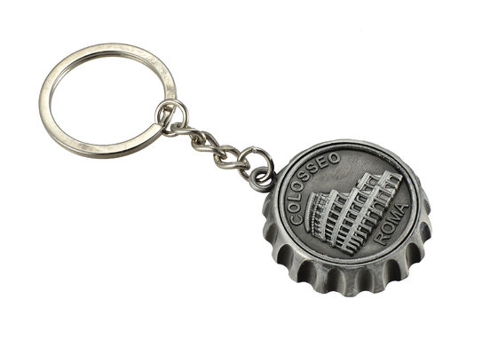 マット銃のビンの王冠Keychainは個人化された栓抜きKeychainにアイロンをかける