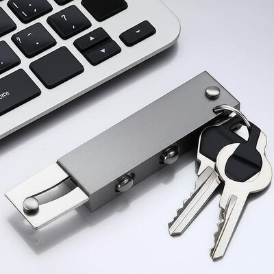 お買い得 スチールキーチェーンのオーガナイザー 専門的なキー管理と簡単なアクセスのために設計された重用キーチェーンのホルダー オンライン